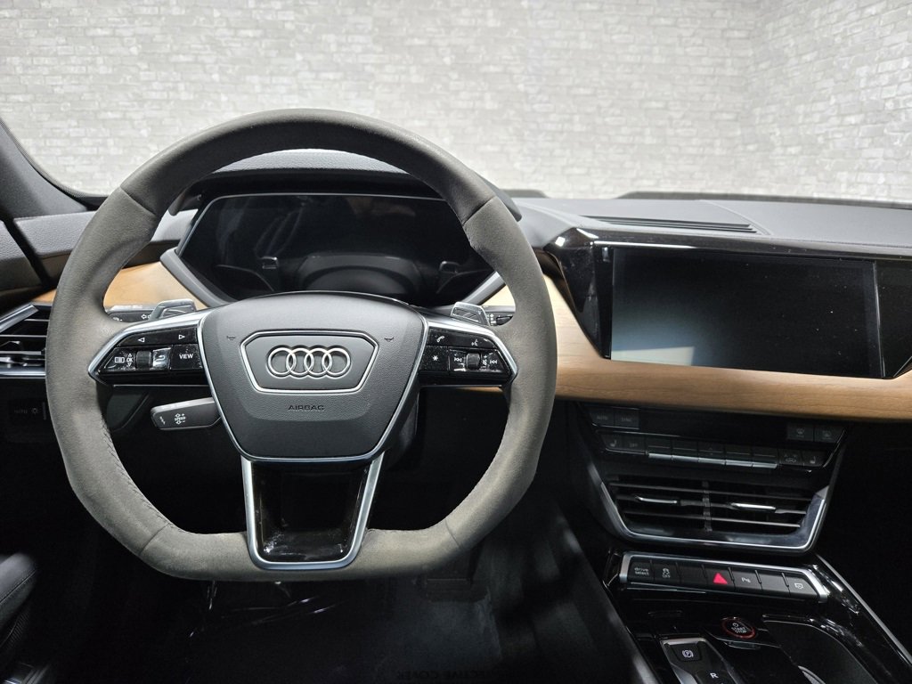 Used 2022 Audi e-tron GT Premium Plus image 17
