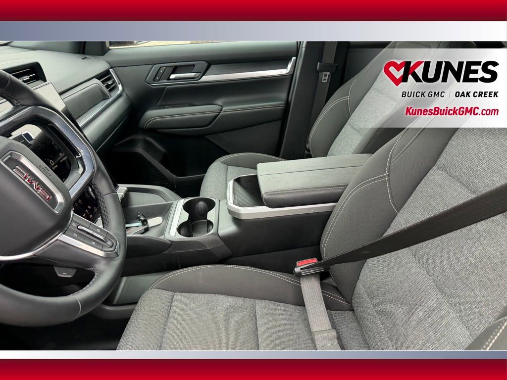 Used 2025 GMC Terrain Elevation image 11