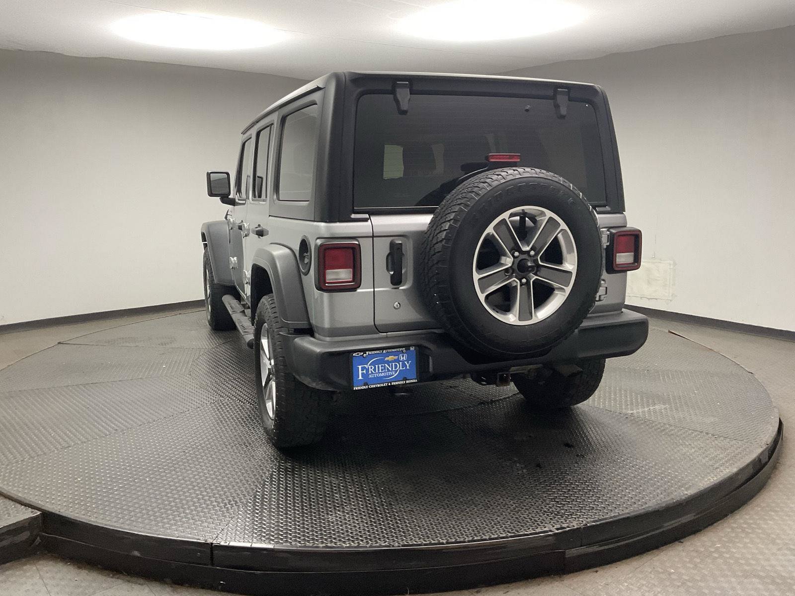 Used 2018 Jeep Wrangler Unlimited Sport AWD/4WD image 5