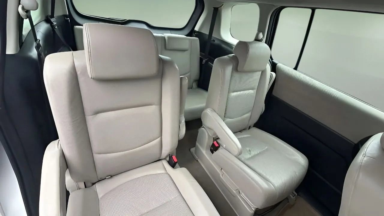 Used 2009 MAZDA MAZDA5 Grand Touring image 30