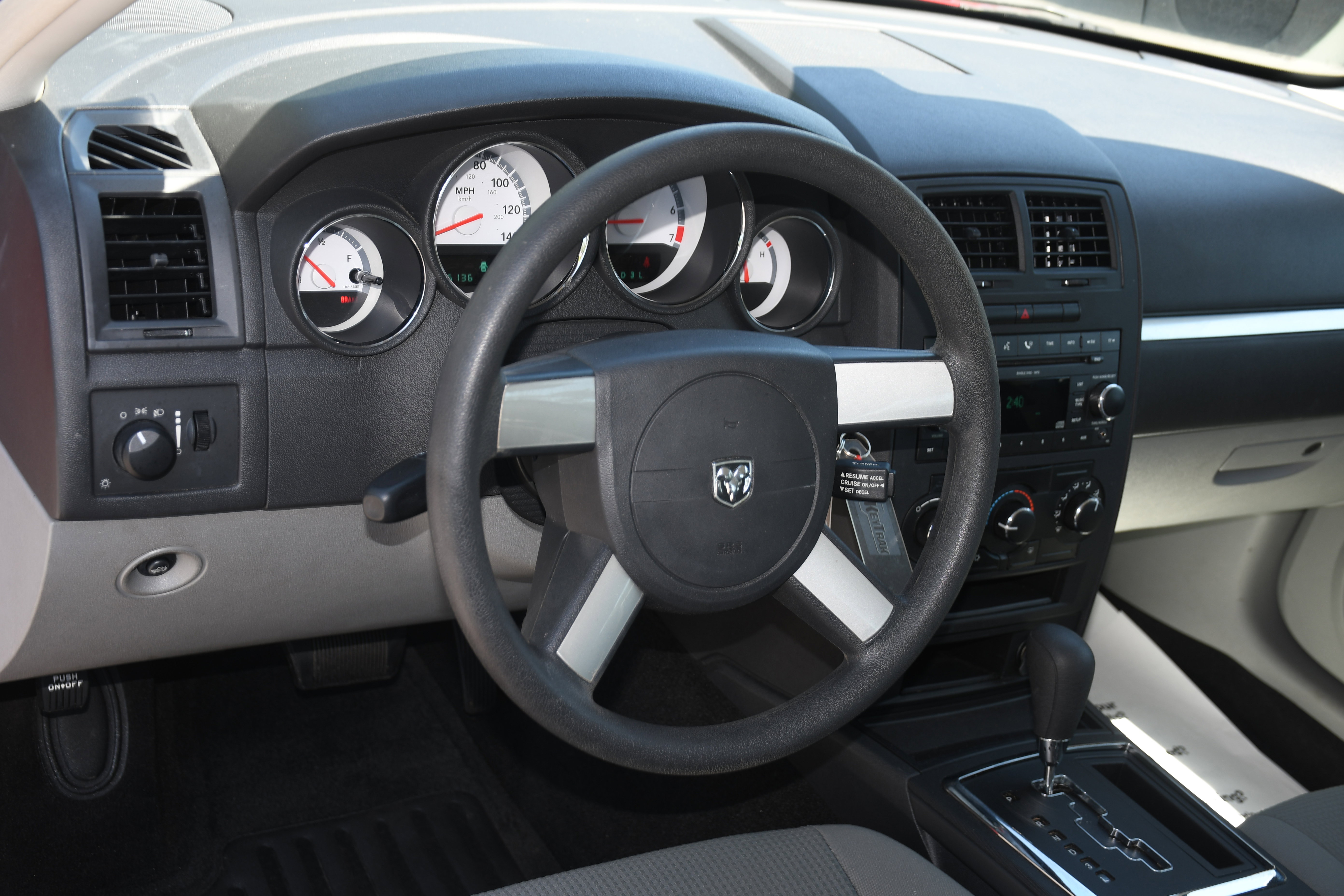 Used 2008 Dodge Charger SE image 8