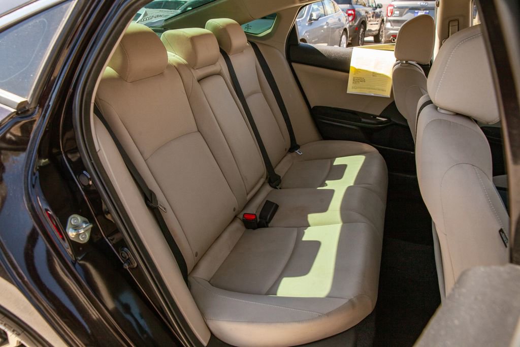 Used 2018 Honda Civic EX image 12