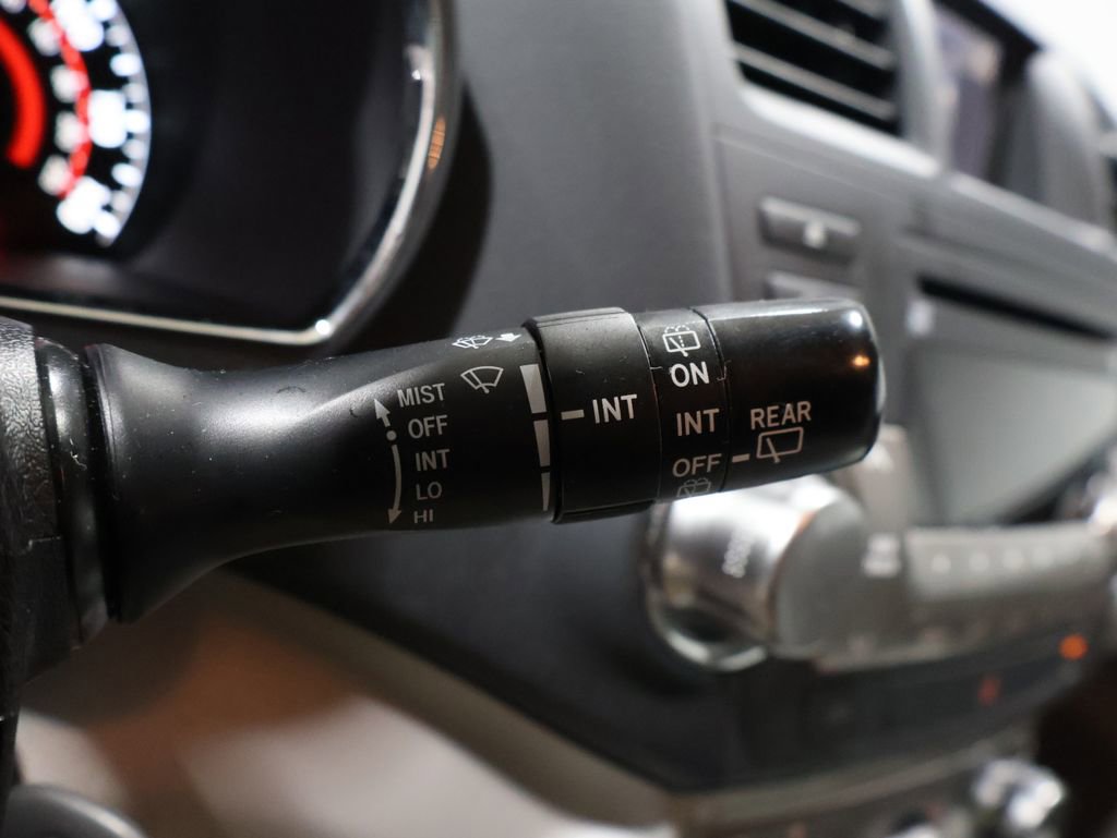 Used 2012 Toyota Highlander 4WD image 35