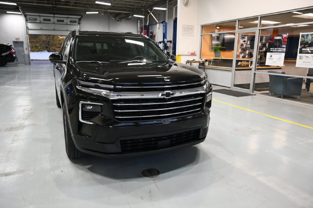 New 2027 Chevrolet Traverse LT w/ Driver Confidence Package AWD/4WD image 3