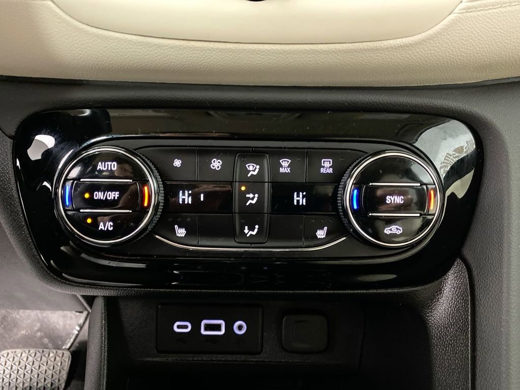 Certified 2023 Buick Encore GX Select image 18