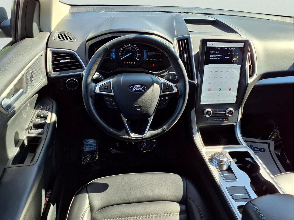 Used 2024 Ford Edge SEL AWD/4WD image 9