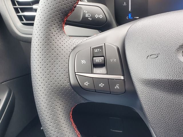 Used 2024 Ford Escape ST-Line AWD/4WD image 13