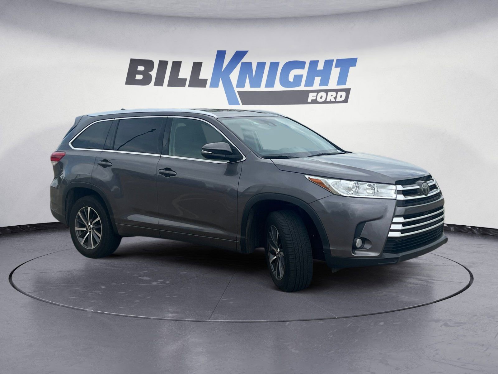 Used 2018 Toyota Highlander XLE image 7