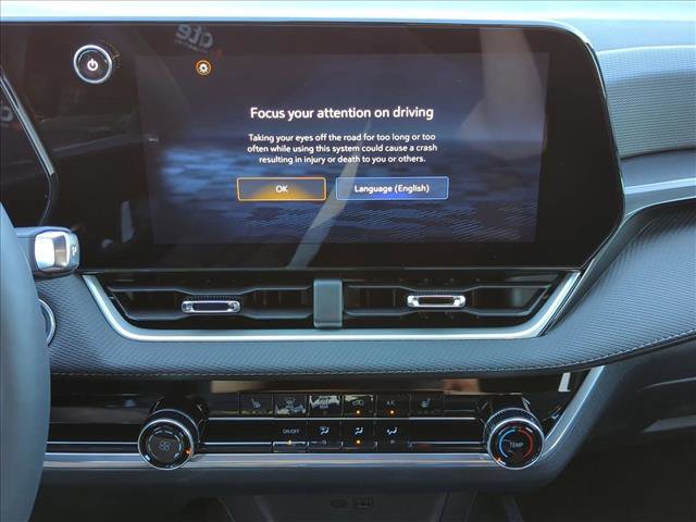 New 2026 Chevrolet Equinox LT w/ Safety and Technology Package image 12