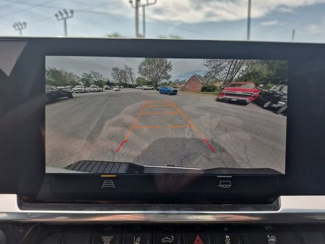 Used 2025 Chevrolet Silverado 2500 LT w/ Convenience Package image 30