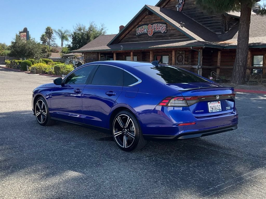 Used 2025 Honda Accord Sport image 4