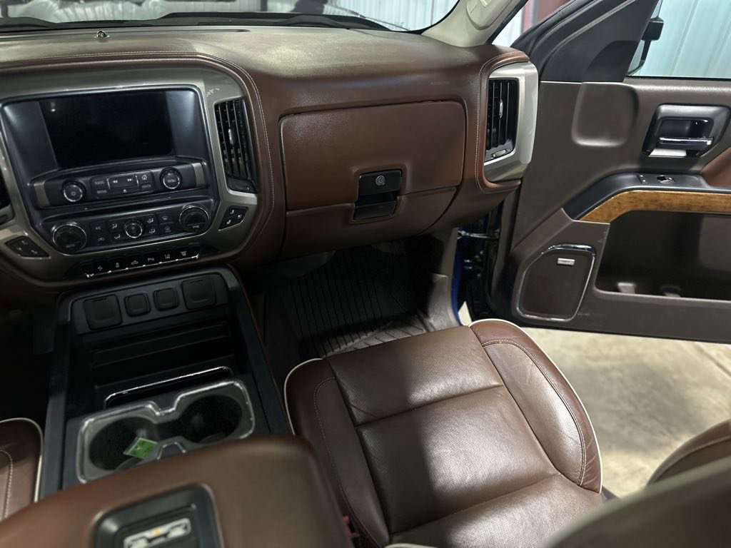 Used 2016 Chevrolet Silverado 2500 High Country w/ Duramax Plus Package image 30