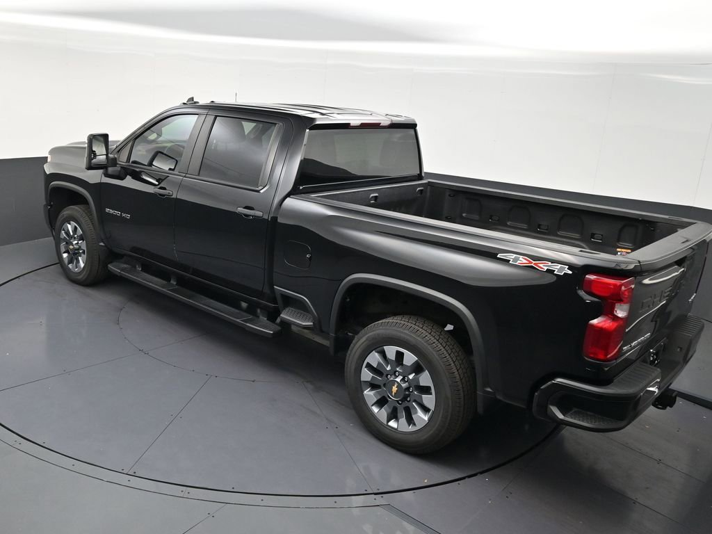 Used 2023 Chevrolet Silverado 2500 Custom w/ Custom Value Package image 15