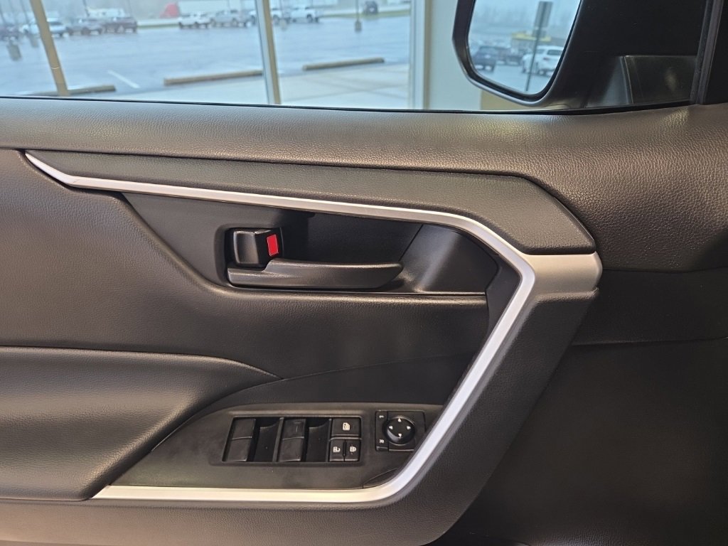 Used 2024 Toyota RAV4 LE image 11