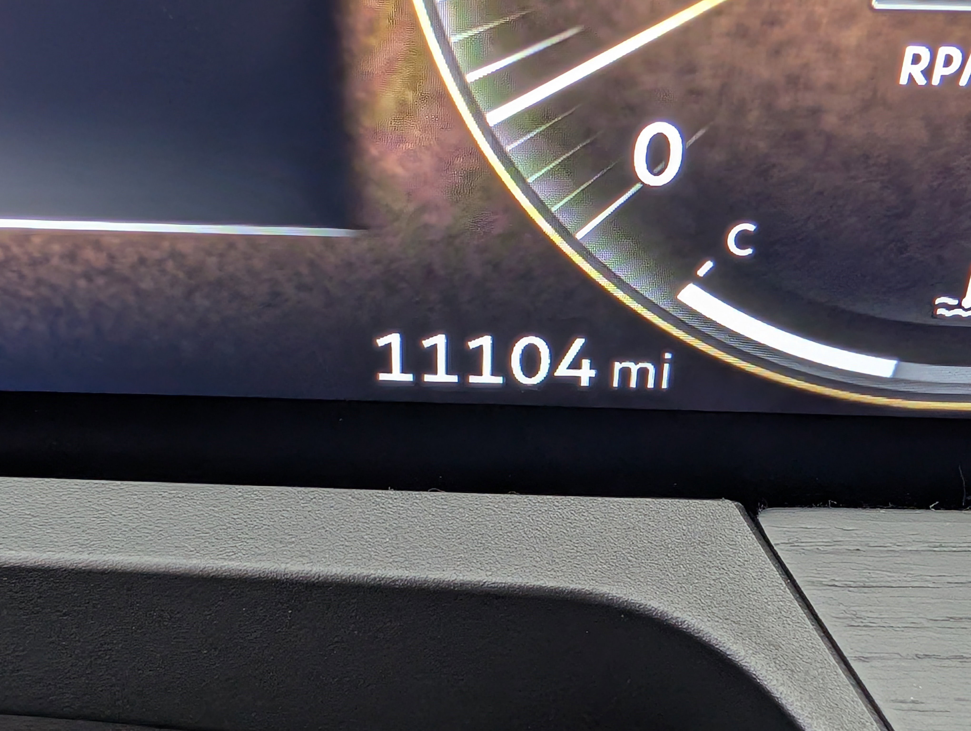 Used 2025 INFINITI QX80 Sensory image 26