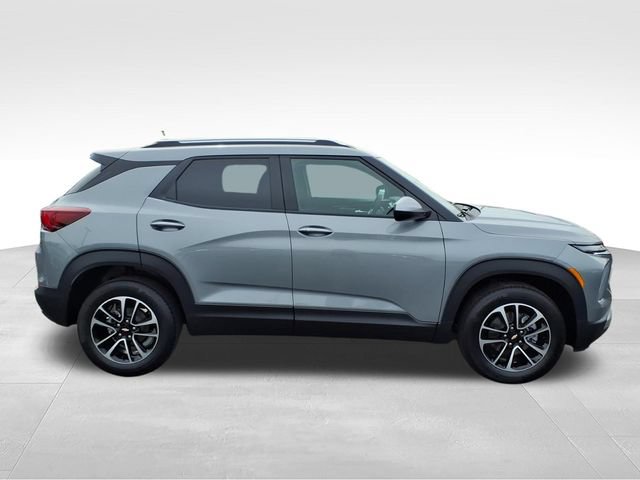 New 2026 Chevrolet TrailBlazer LT w/ Convenience Package AWD/4WD image 2