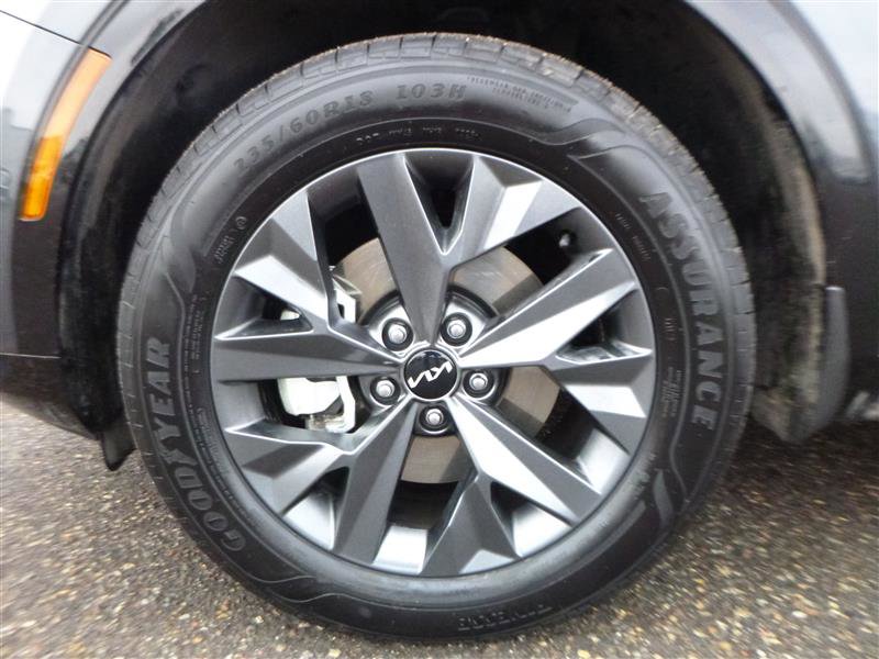Used 2025 Kia Sportage SX Prestige image 24