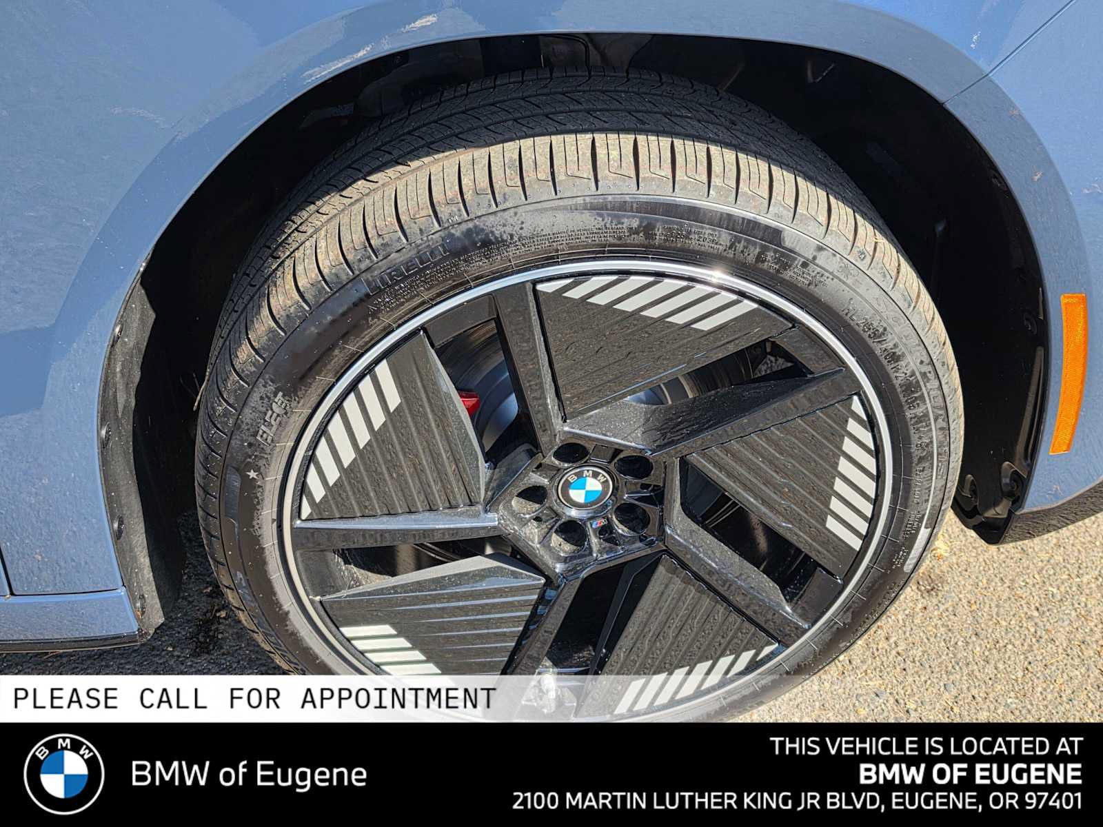 New 2027 BMW iX3 50 xDrive w/ M Sport Professional Package AWD/4WD image 9