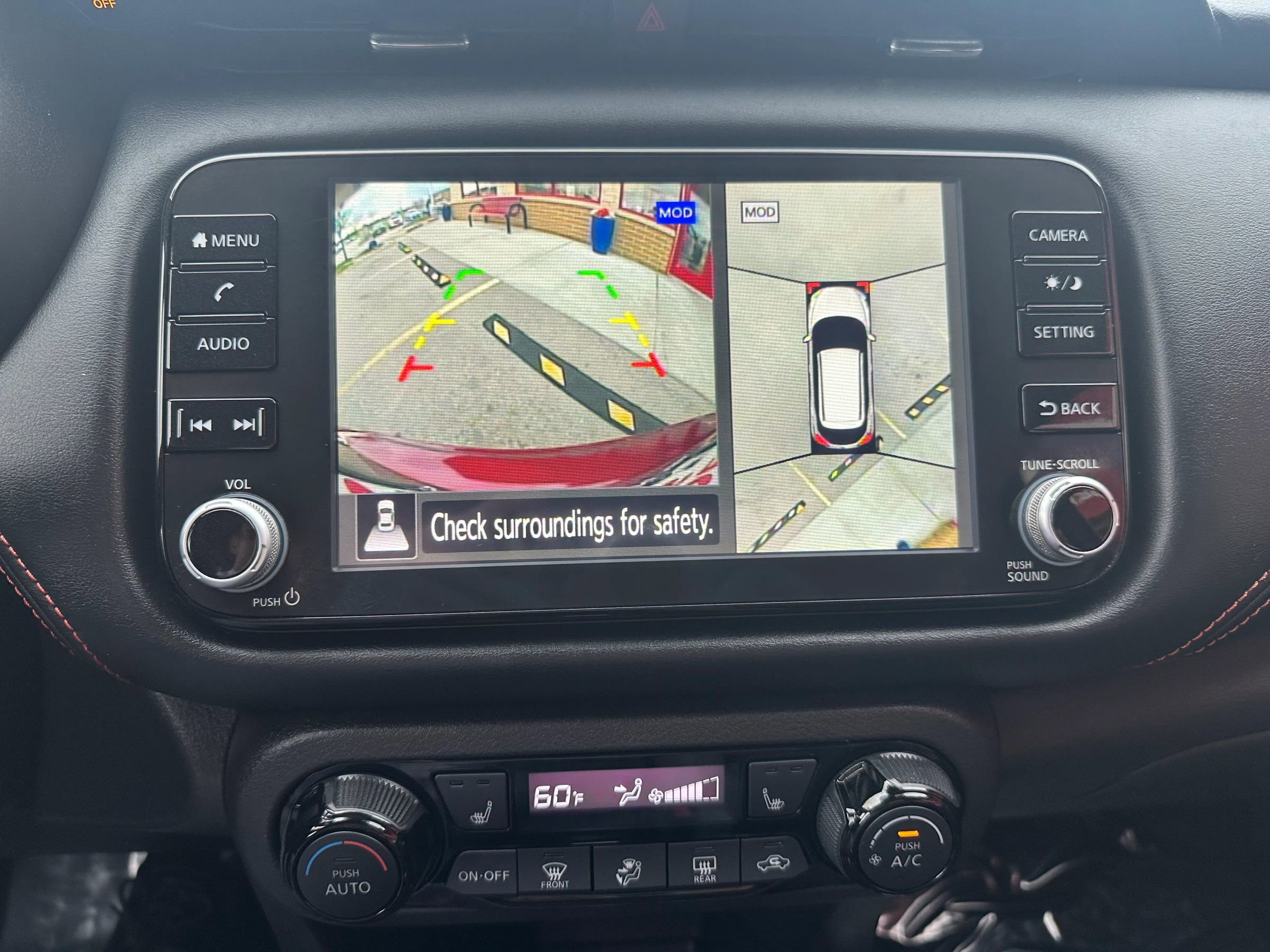 Used 2022 Nissan Kicks SR w/ Premium Package FWD image 18