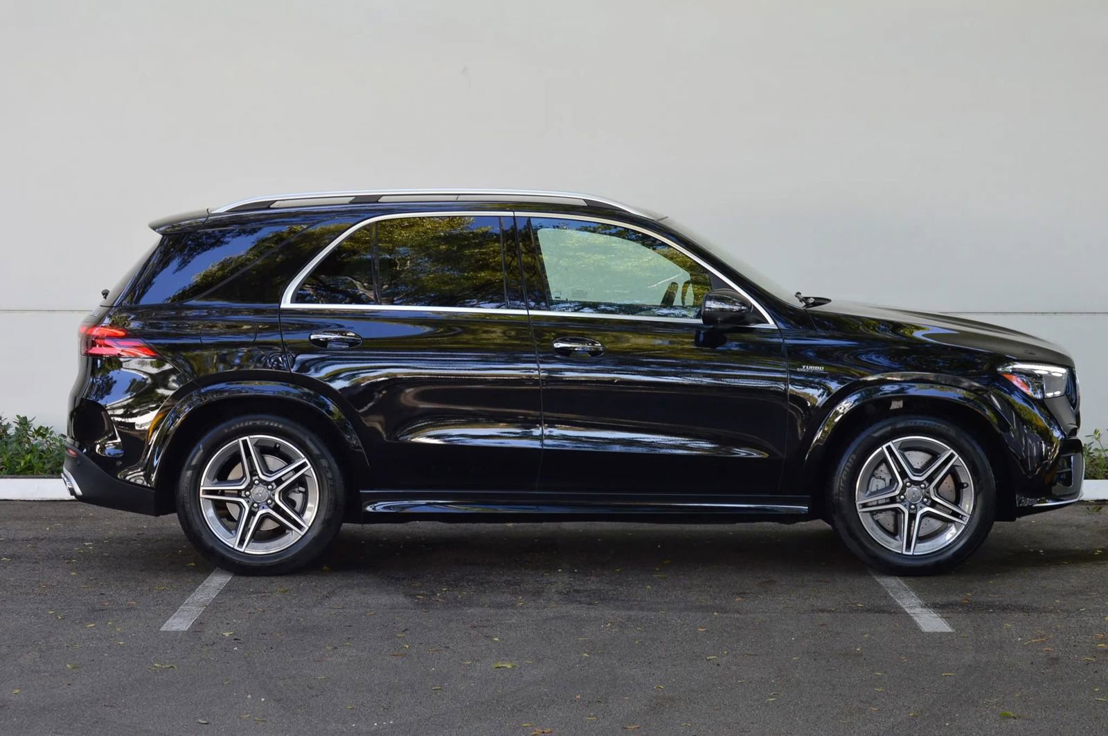 Used 2025 Mercedes-Benz GLE 53 AMG 4MATIC image 18