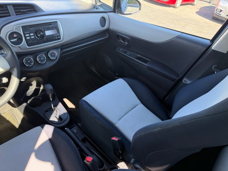 Used 2013 Toyota Yaris LE FWD image 14