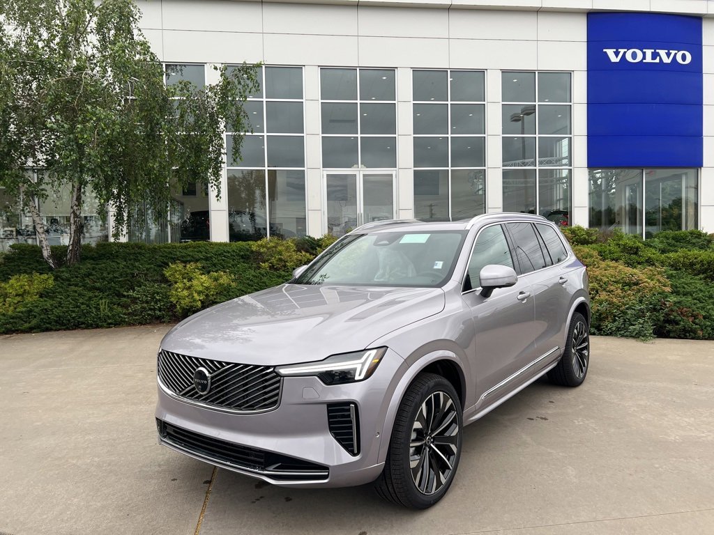 New 2026 Volvo XC90 B6 Plus w/ Protection Package Premier image 26