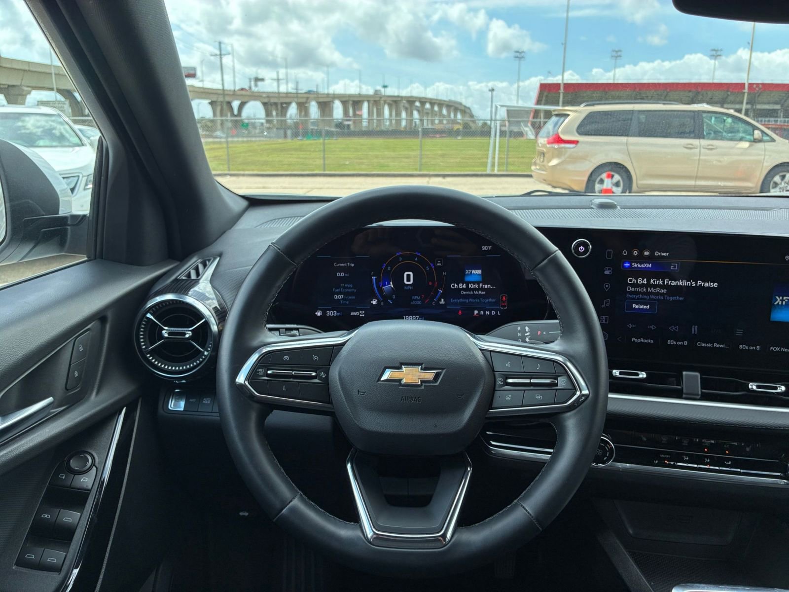 Used 2025 Chevrolet Equinox LT AWD/4WD image 29
