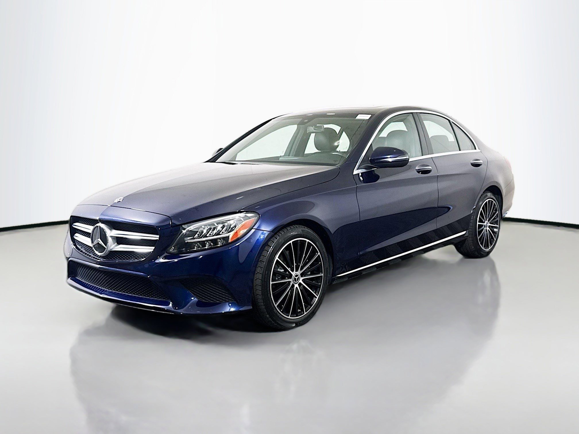 Used 2021 Mercedes-Benz C 300 Sedan w/ Premium Package image 4