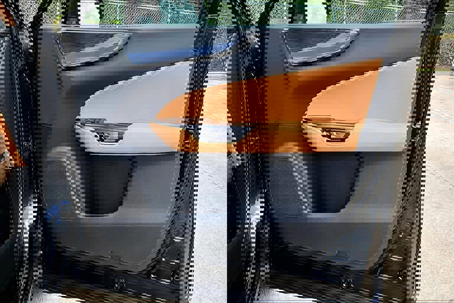 Used 2025 Lexus NX 250 FWD w/ Towing Package (2000 Lbs) image 23