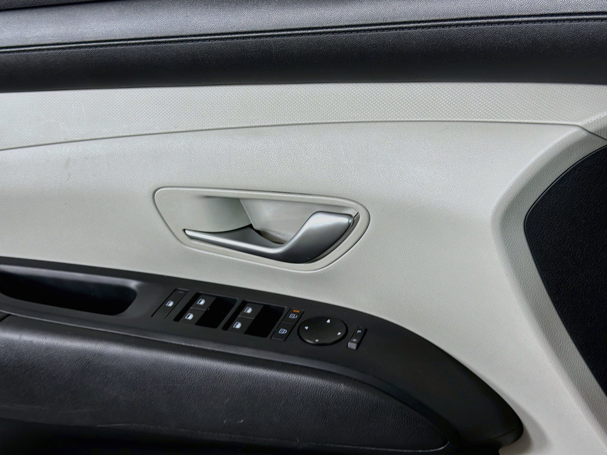 Used 2025 Hyundai Tucson SEL FWD image 15