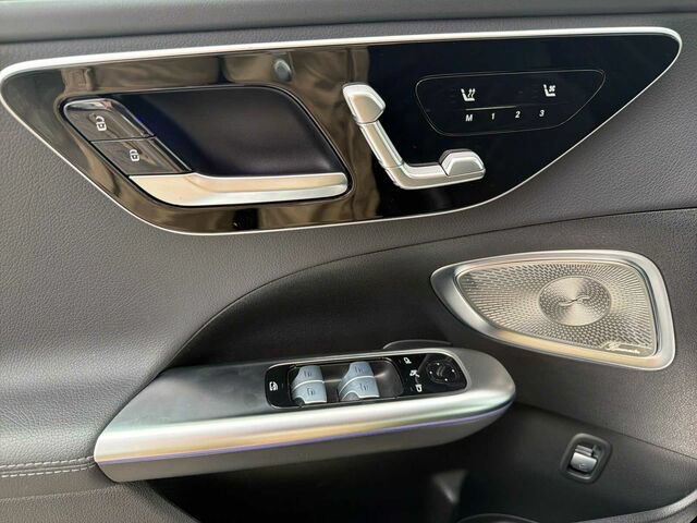Certified 2024 Mercedes-Benz C 300 4MATIC Sedan image 13