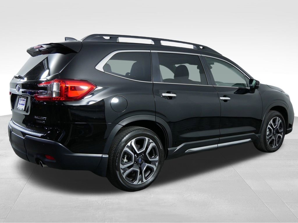 Used 2024 Subaru Ascent Touring image 10