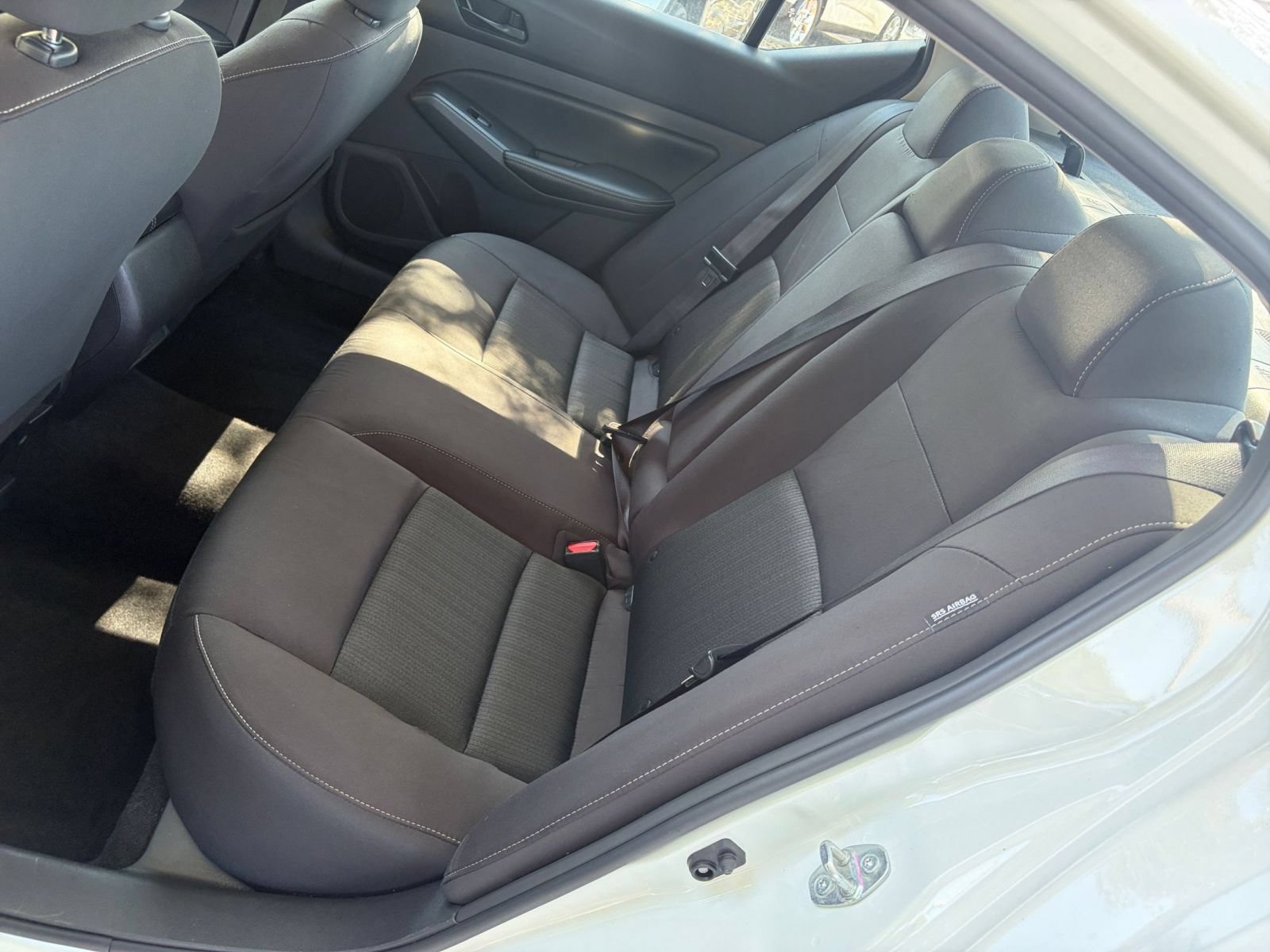 Used 2025 Nissan Altima 2.5 SV FWD image 34