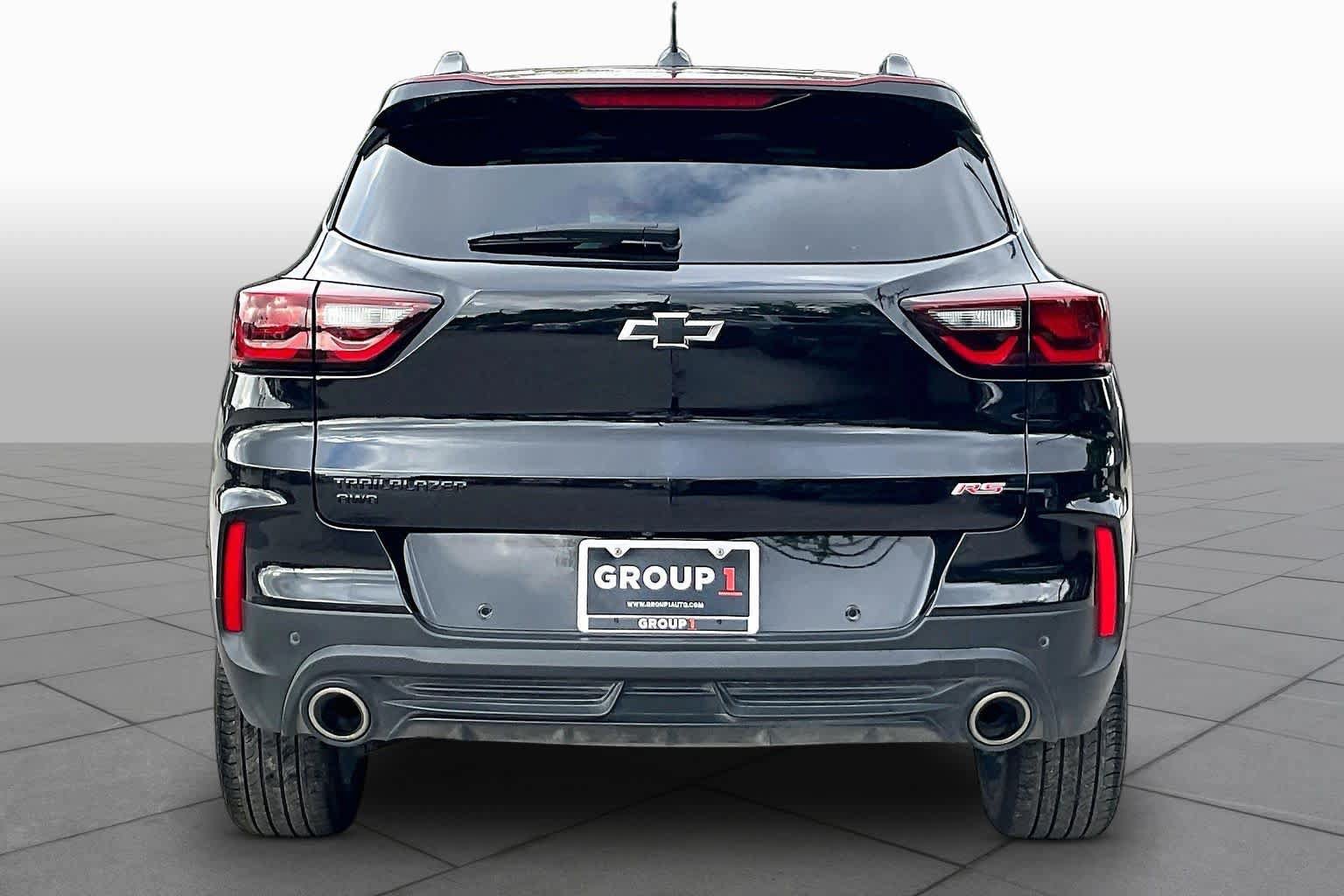 Used 2025 Chevrolet TrailBlazer RS w/ Convenience Package AWD/4WD image 5