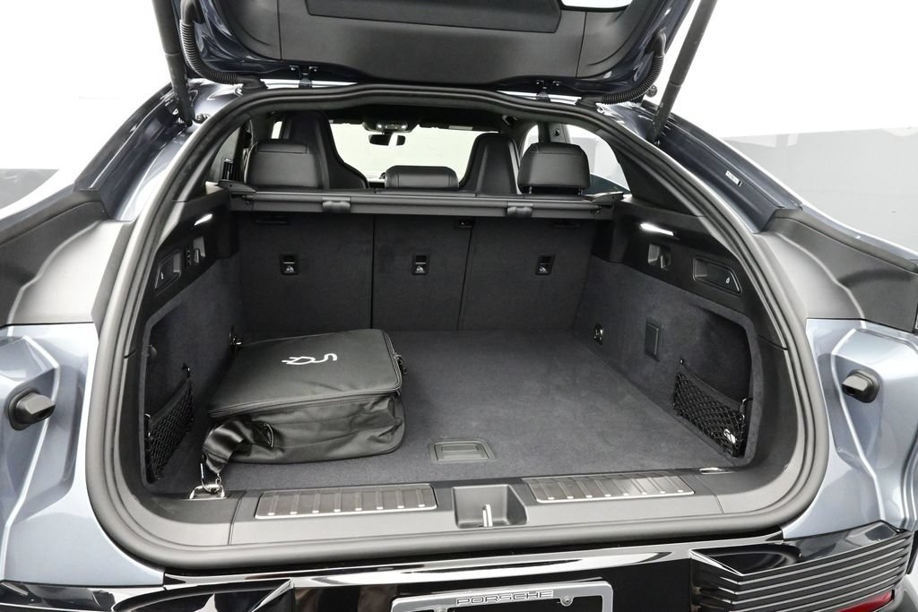 New 2026 Porsche Cayenne Turbo AWD/4WD image 16