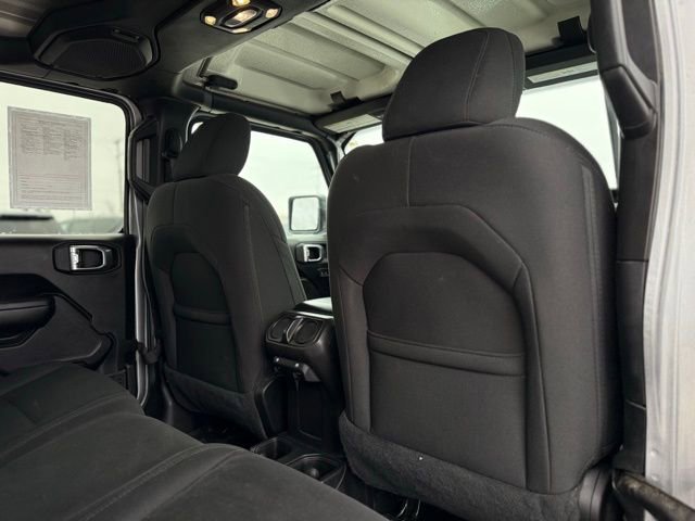 Used 2021 Jeep Gladiator Willys image 19