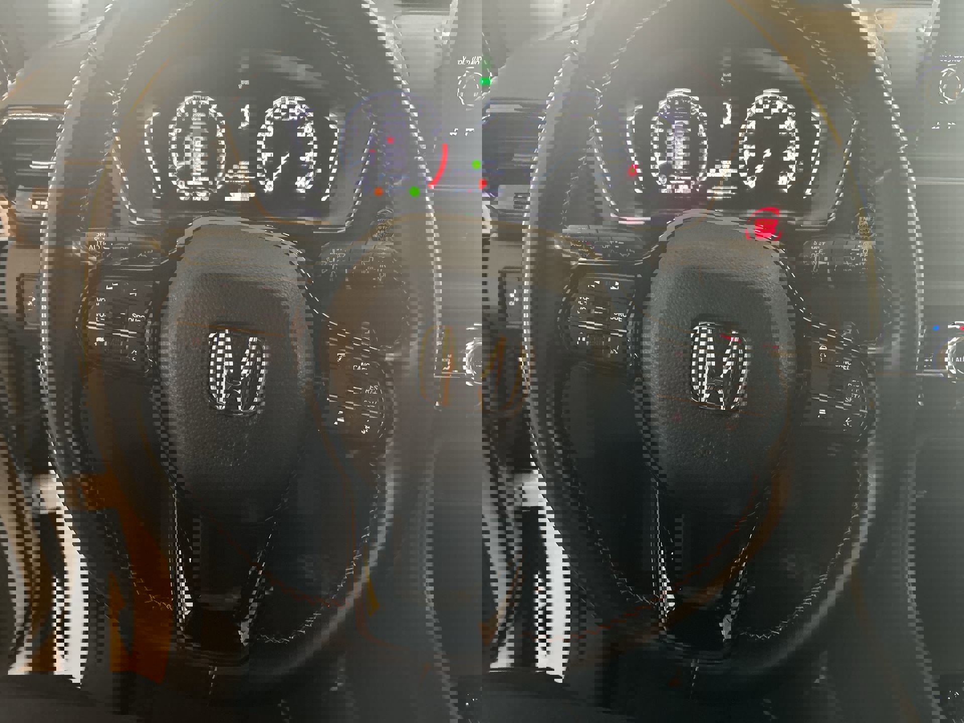 Certified 2023 Honda Pilot Sport image 11