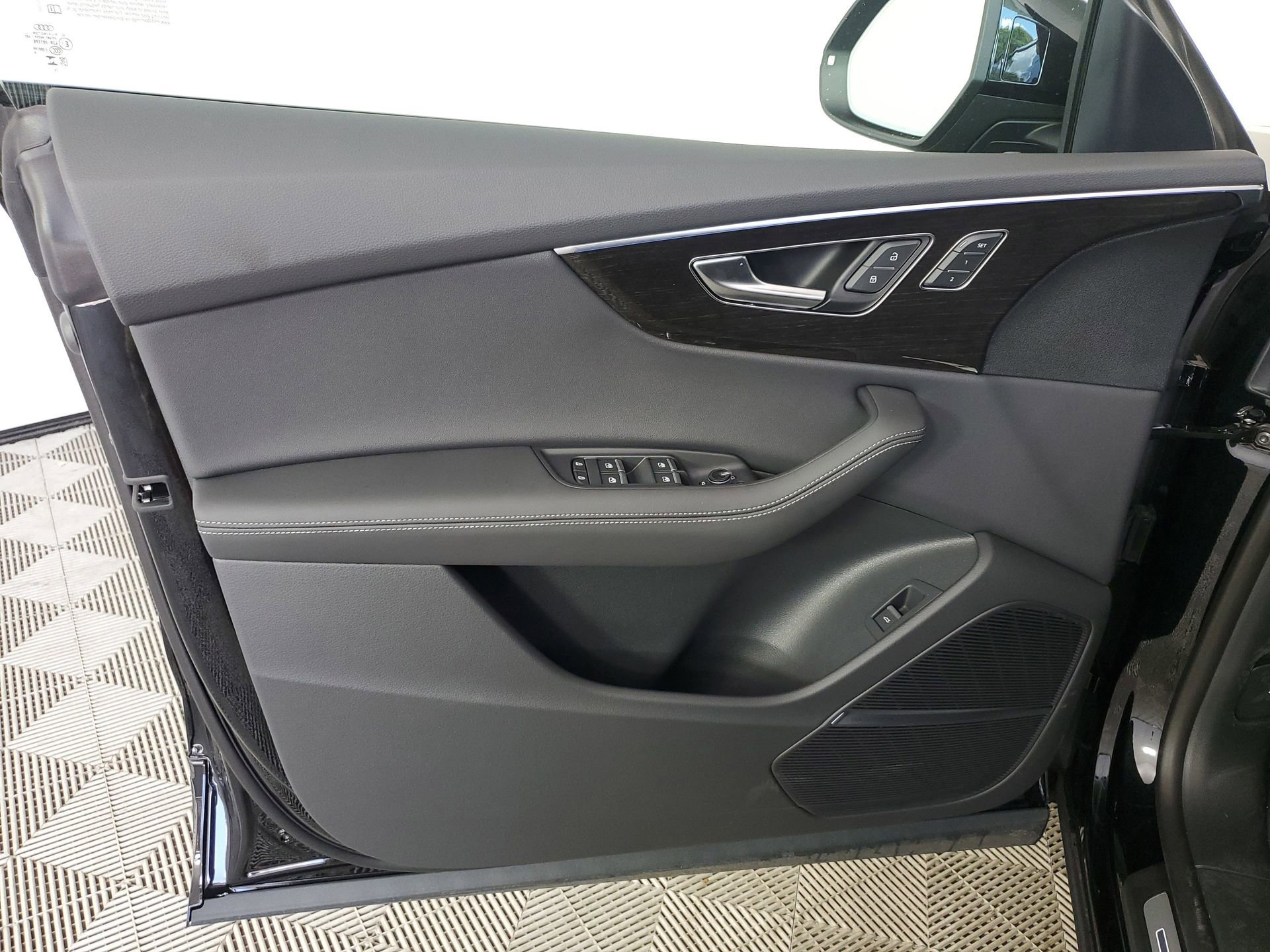 New 2026 Audi Q8 Premium Plus image 23