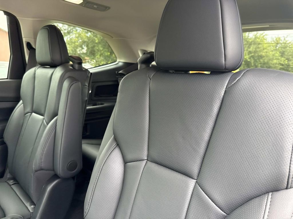 New 2025 Subaru Ascent Bronze Edition image 13