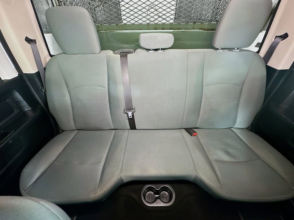 Used 2018 RAM 2500 Tradesman w/ Chrome Appearance Group image 13