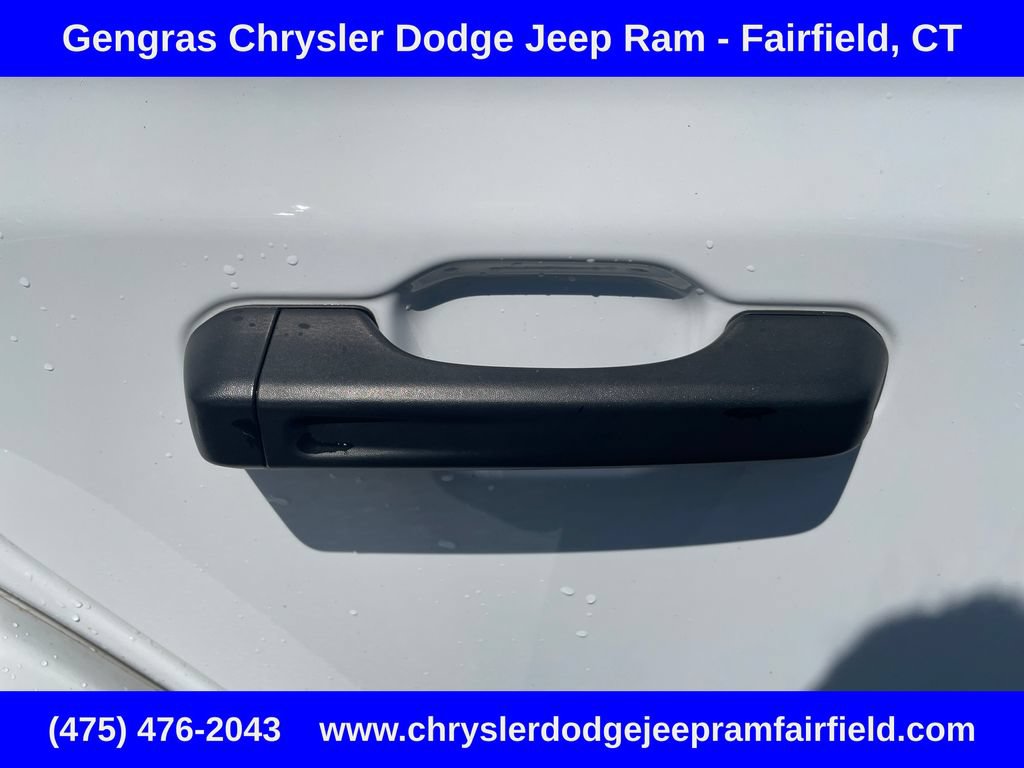 Used 2024 Jeep Wrangler Unlimited w/ Convenience Group AWD/4WD image 25