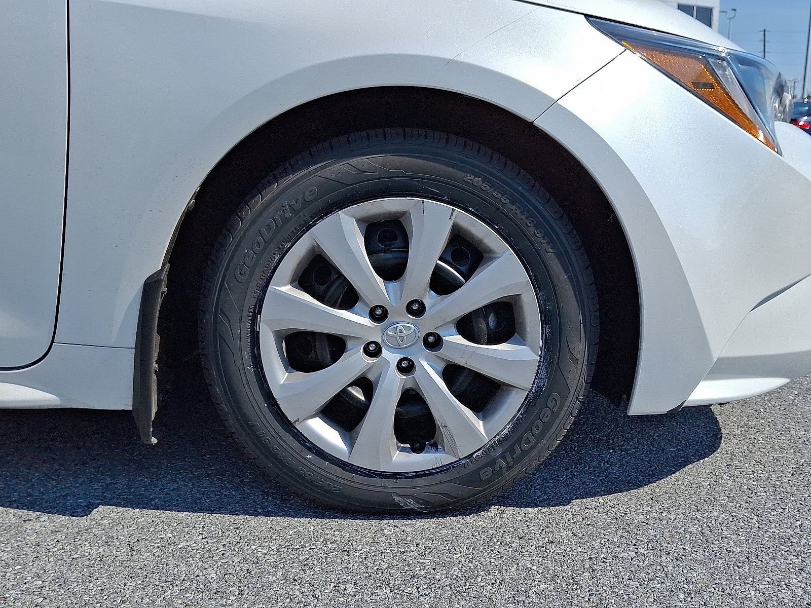 Certified 2024 Toyota Corolla LE image 9