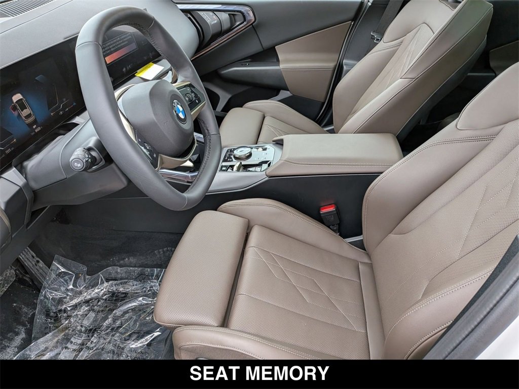 Used 2025 BMW X3 xDrive30i w/ Premium Package image 13