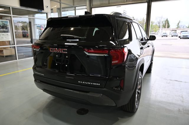 New 2026 GMC Terrain Elevation w/ Elevation Premium Package FWD image 5