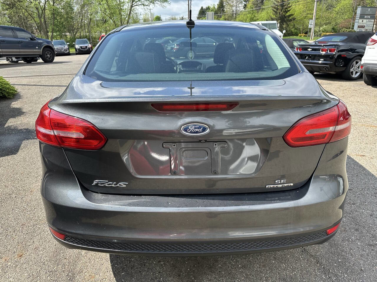 Used 2016 Ford Focus SE FWD image 5