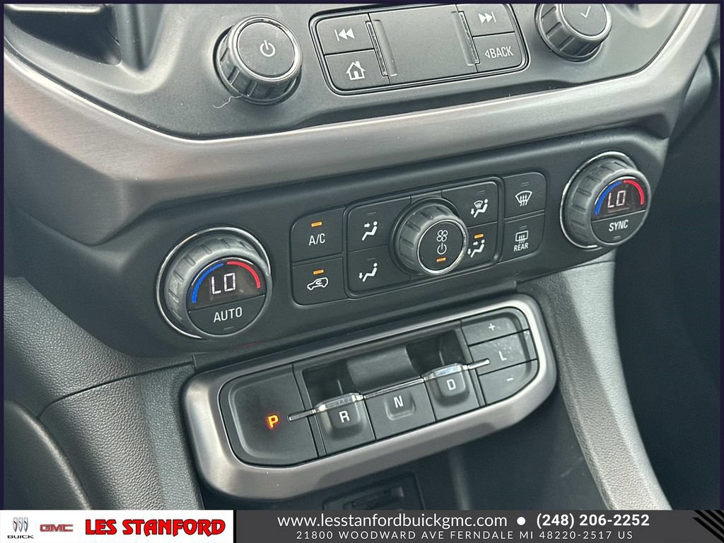 Certified 2020 GMC Acadia AT4 AWD/4WD image 32