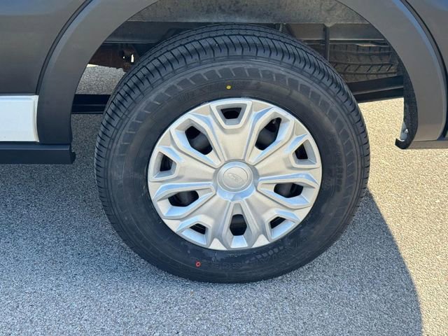 Used 2023 Ford Transit 350 XLT image 8