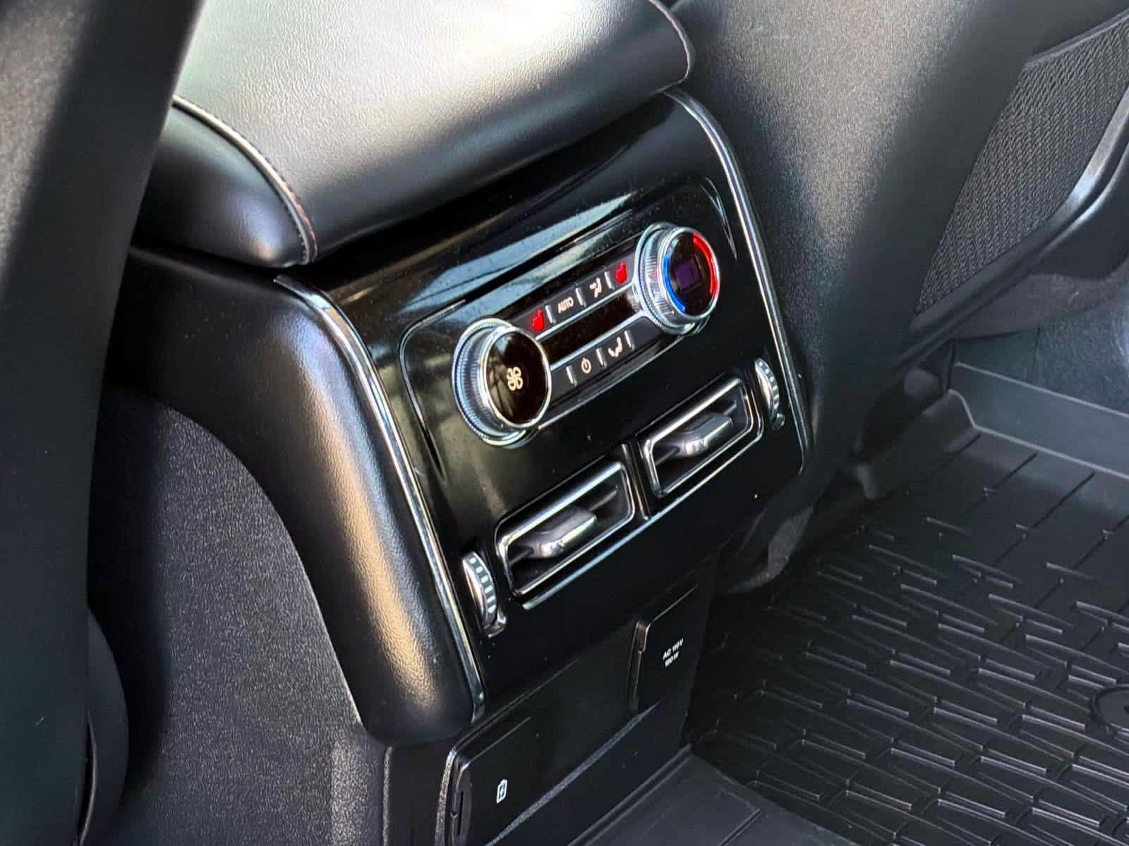 Used 2022 Lincoln Aviator AWD w/ Premium Package image 7