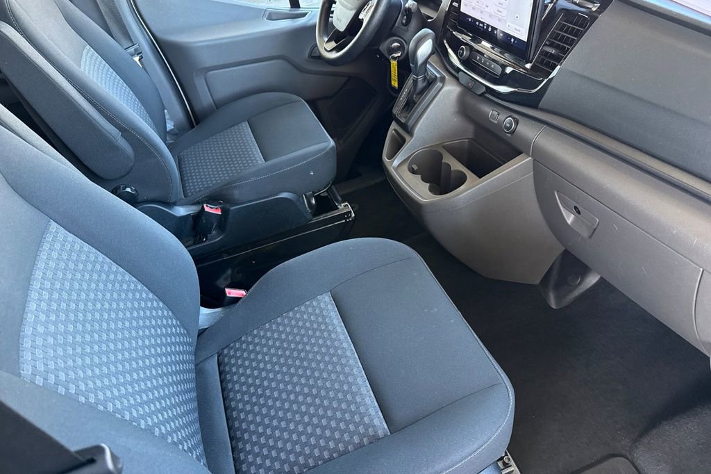 Used 2023 Ford Transit 350 XLT image 23