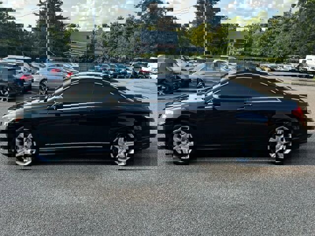 Used 2010 Mercedes-Benz CL 550 4MATIC image 2